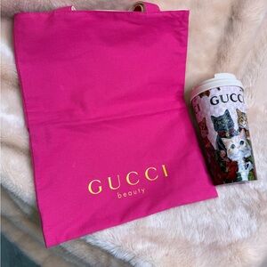 Gucci Fuchsia reversible Tote with Gold Logo